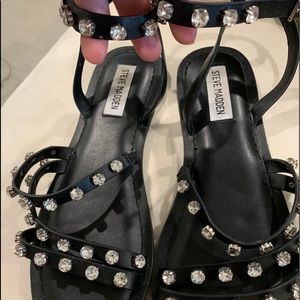 STEVE MADDEN RHINESTONES JEWELED BLACK SANDALS 7.5